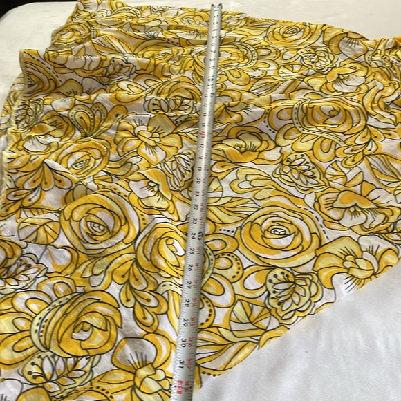 Women’s GNW DRESS Yellow Floral Pattern, Size 14 Zip Up, Very Comfortable - Picture 10 of 11